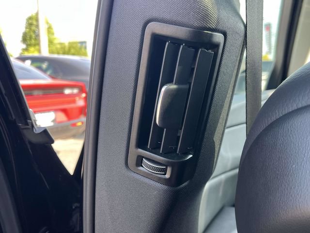 Used 2021 Volvo XC60 T5 Momentum w/ Protection Package Premier FWD image 20