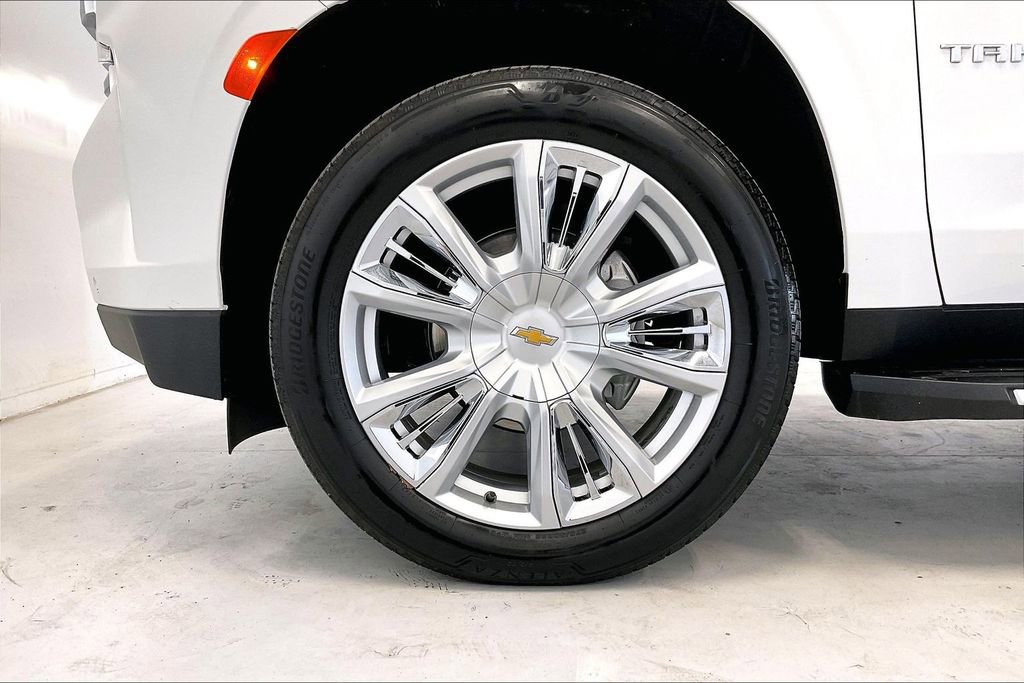 Used 2024 Chevrolet Tahoe High Country RWD image 10