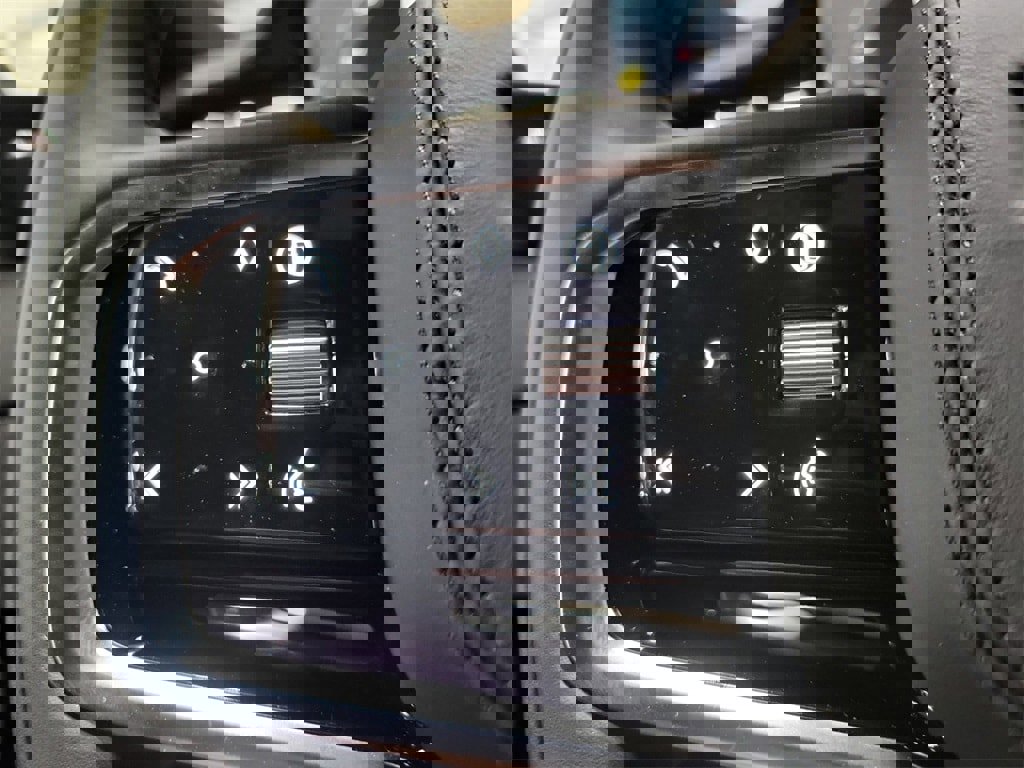 New 2025 Land Rover Range Rover Sport SE image 15