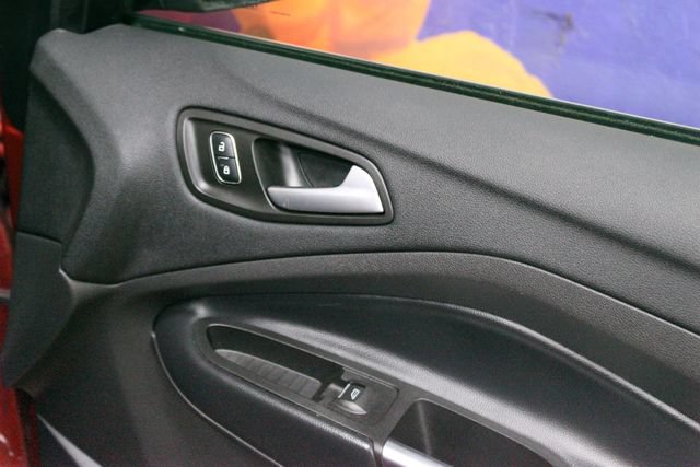 Used 2019 Ford Escape SE FWD image 11