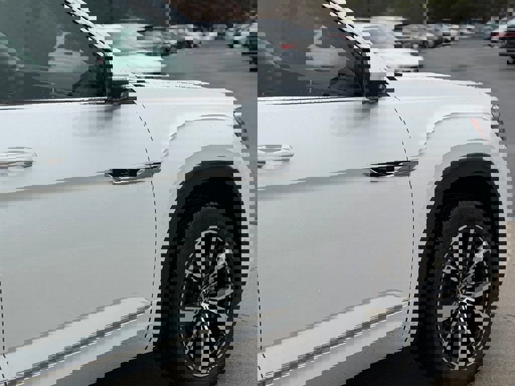 New 2026 Volkswagen Atlas SEL Premium R-Line image 11