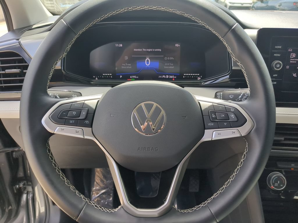Certified 2025 Volkswagen Taos S FWD image 26