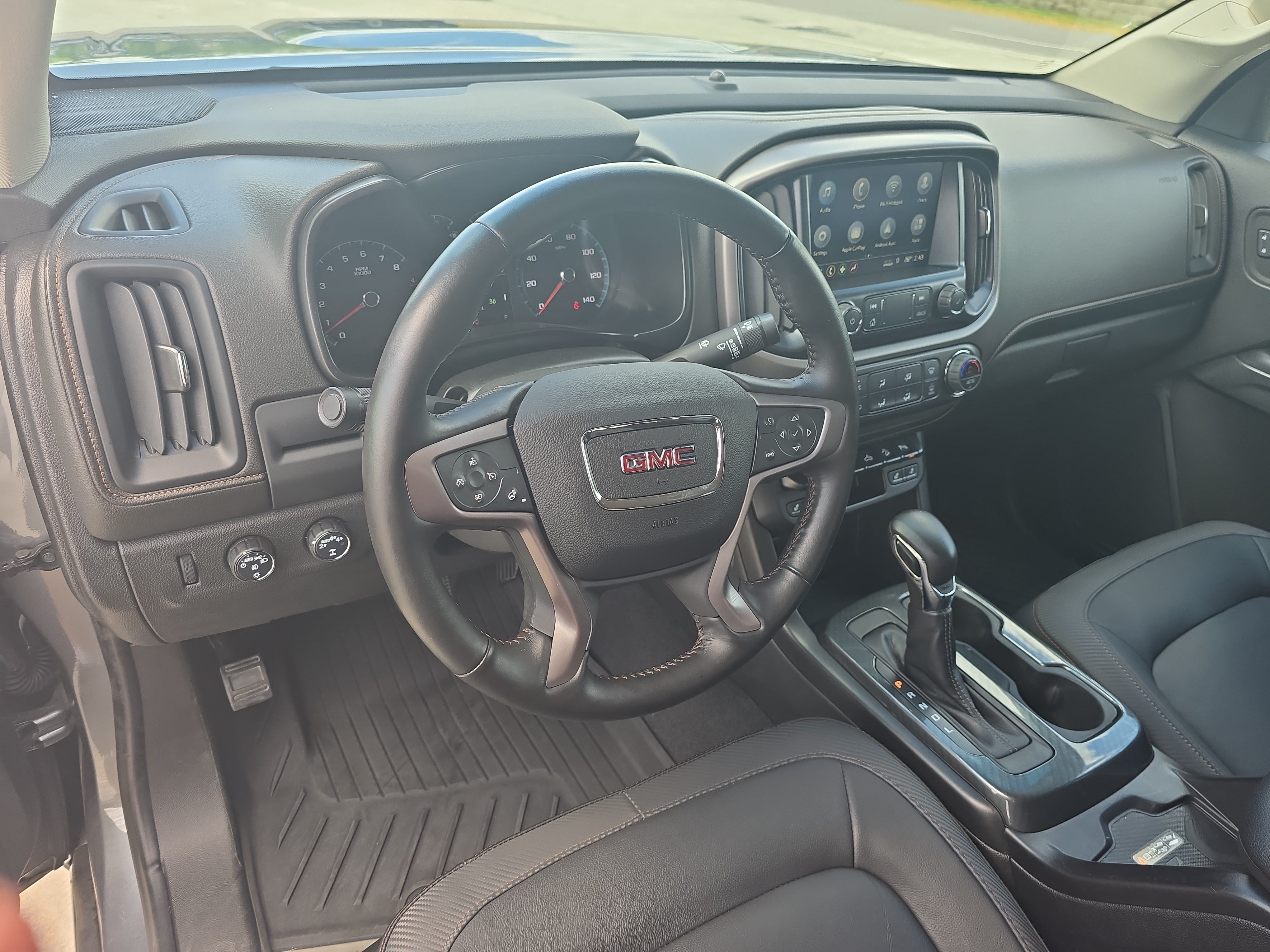 Used 2022 GMC Canyon AT4 w/ Trailering Package AWD/4WD image 15