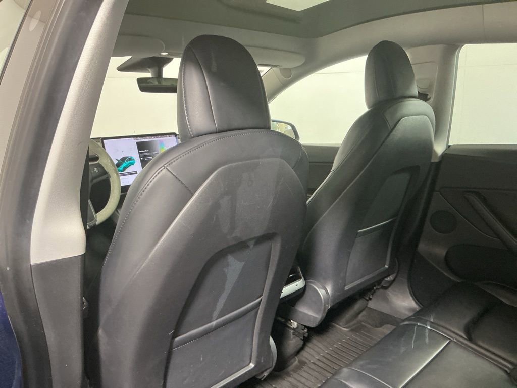 Used 2021 Tesla Model Y Long Range image 27