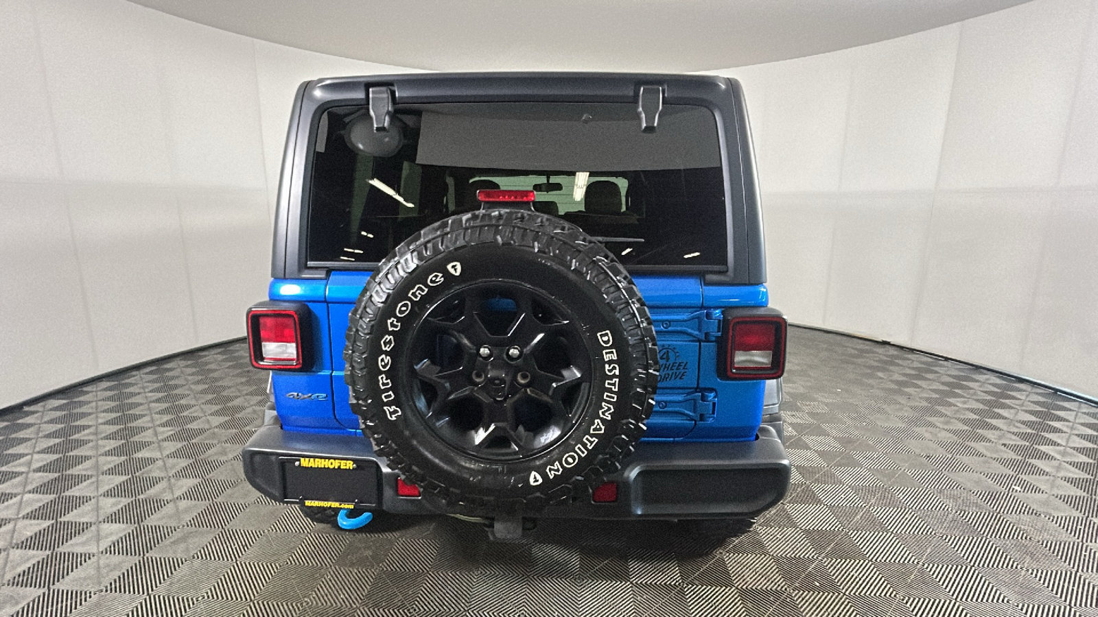 Used 2023 Jeep Wrangler Unlimited w/ Cold Weather Group AWD/4WD image 4