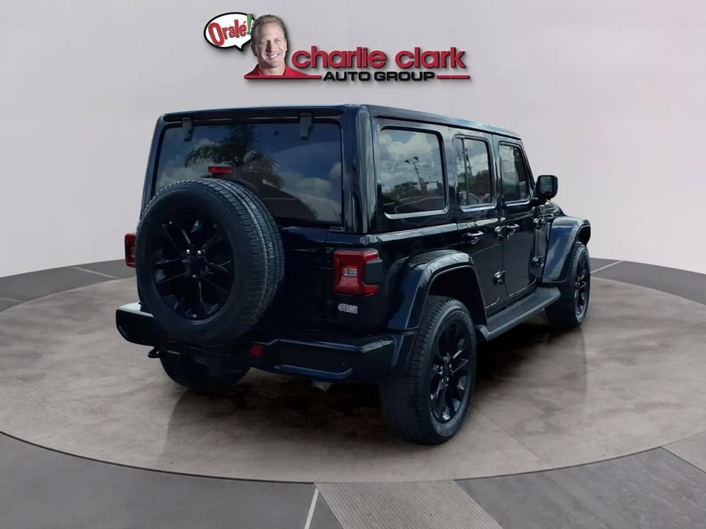Used 2021 Jeep Wrangler Unlimited Sahara image 6