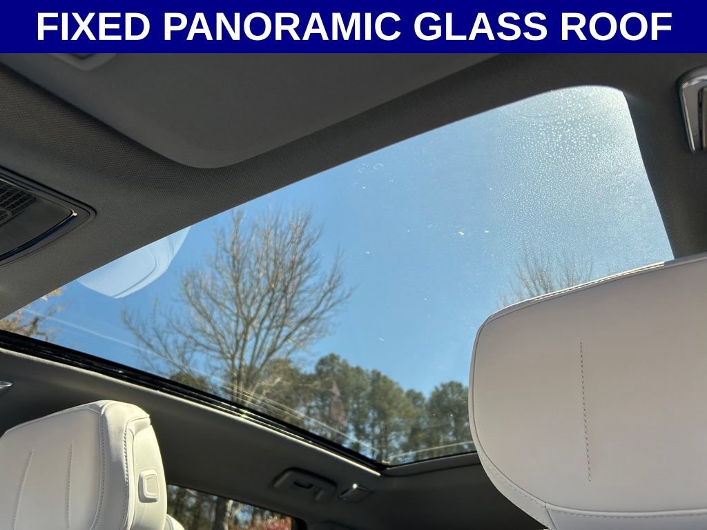 Used 2025 Cadillac Optiq Luxury 1 AWD/4WD image 2