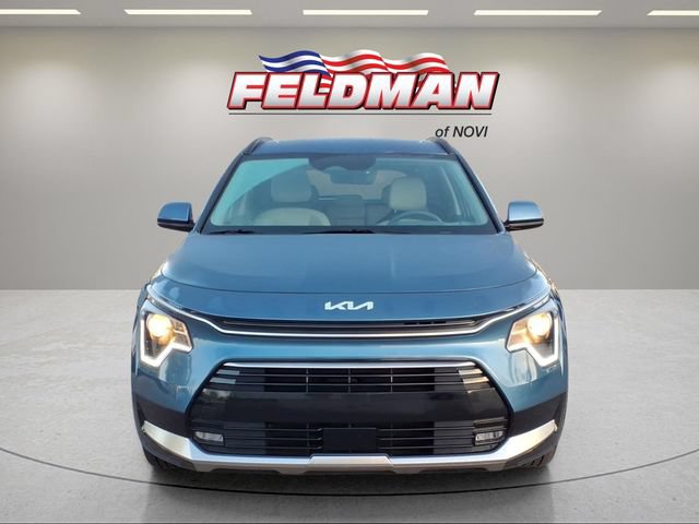Used 2024 Kia Niro EX Touring FWD image 9