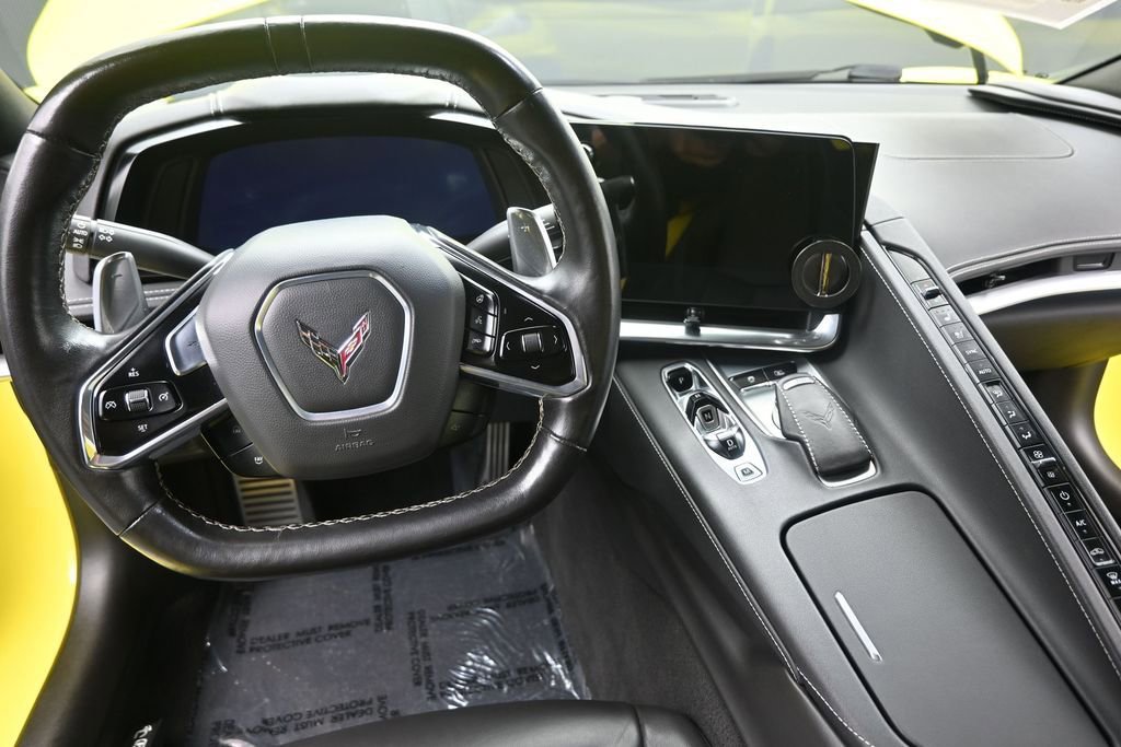 Used 2022 Chevrolet Corvette Stingray Preferred Conv w/ Z51 Performance Package RWD image 15