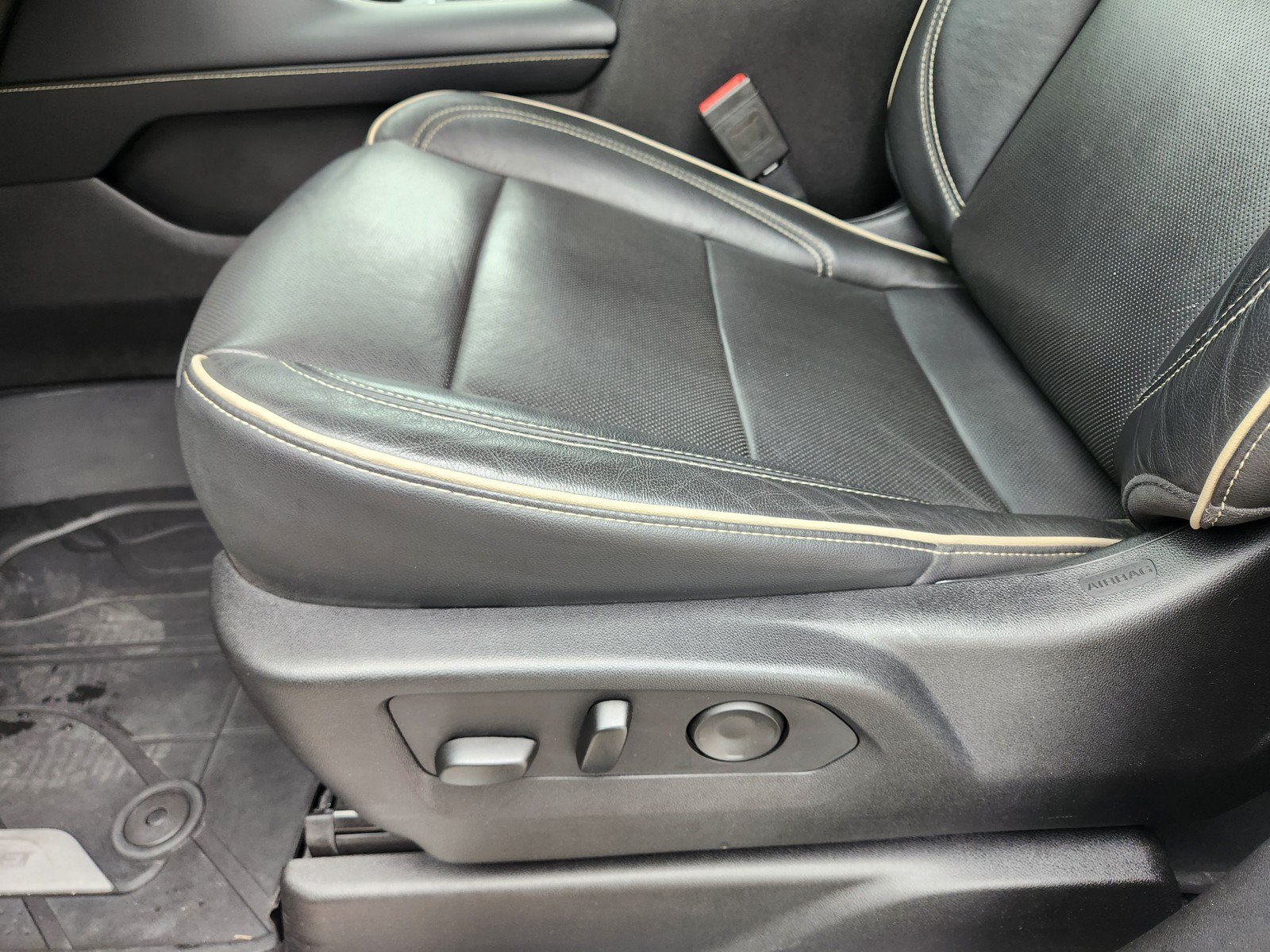 Used 2021 Chevrolet Tahoe Premier RWD image 22