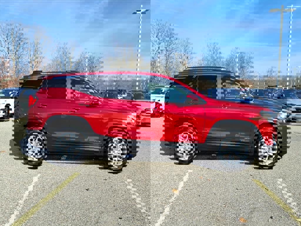 Used 2021 GMC Terrain SLE w/ Driver Convenience Package image 9