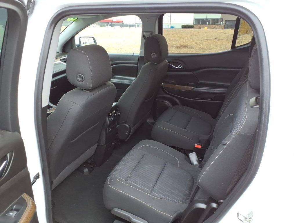 Certified 2023 GMC Acadia SLE w/ Driver Convenience Package image 30