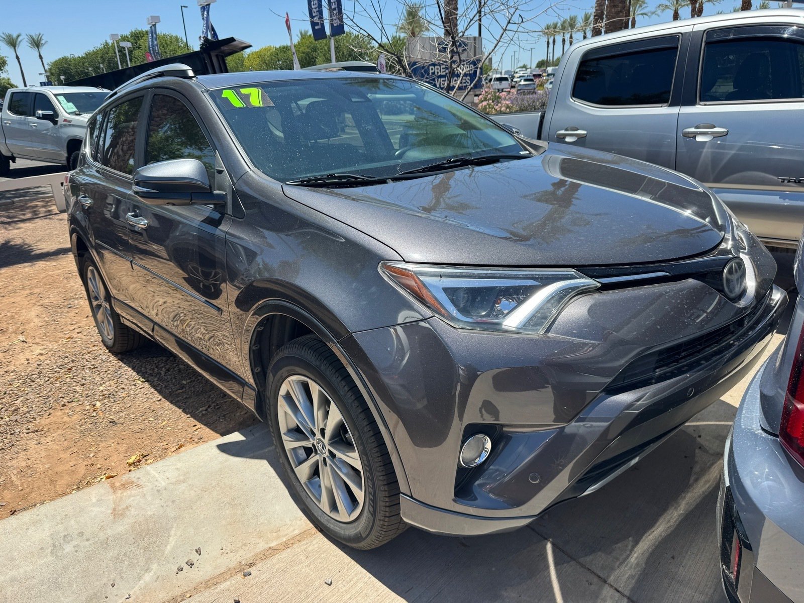 Used 2017 Toyota RAV4 Platinum FWD image 5