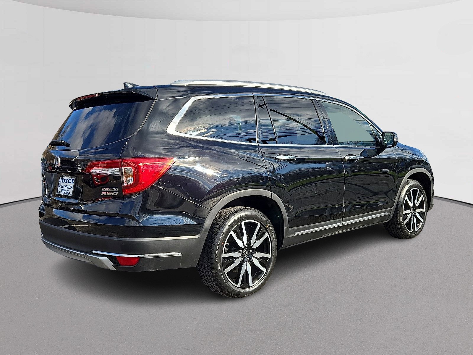 Certified 2022 Honda Pilot Touring image 11