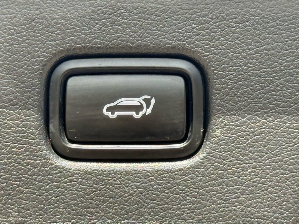 Used 2020 Hyundai Palisade SEL w/ Convenience Package image 13