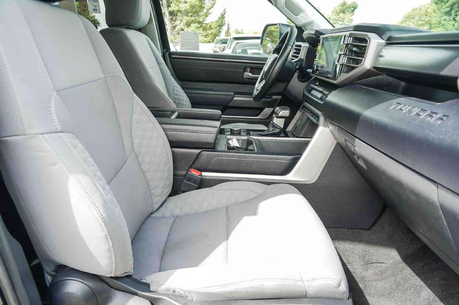 Used 2024 Toyota Tundra SR5 AWD/4WD image 18