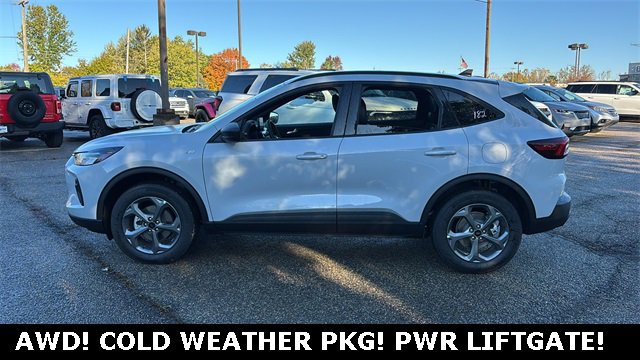 New 2026 Ford Escape ST-Line w/ Cold Weather Package image 3