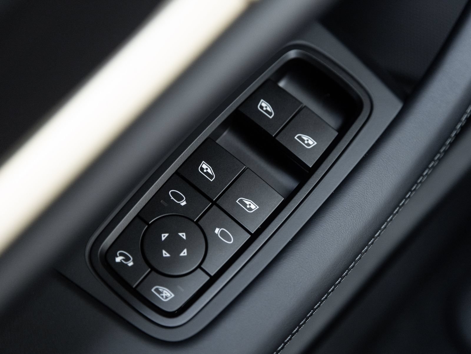 Used 2026 Porsche Taycan RWD image 20