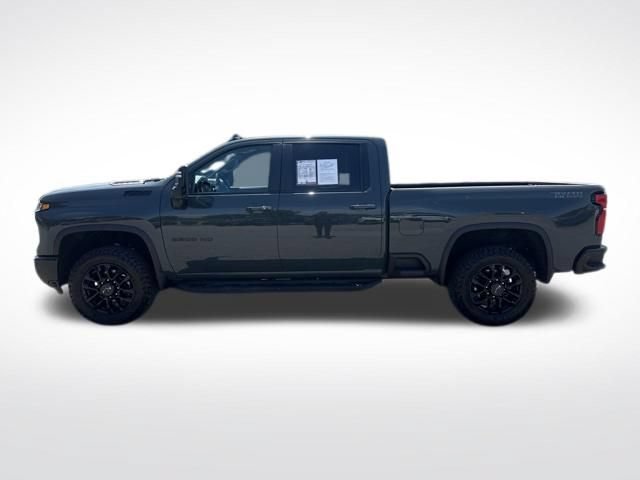 Used 2025 Chevrolet Silverado 2500 LT w/ Trail Boss Package AWD/4WD image 2