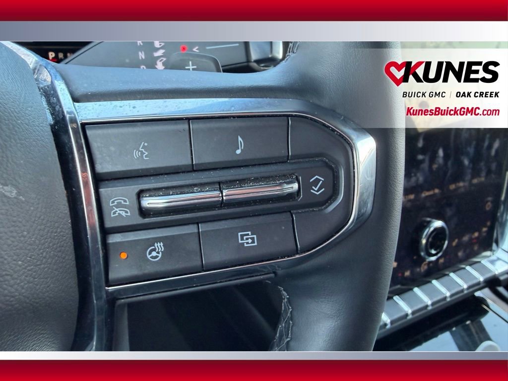 Used 2025 GMC Yukon Denali image 16