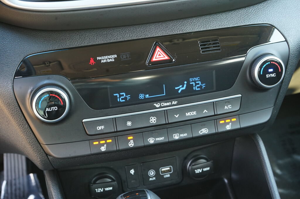 Used 2021 Hyundai Tucson Limited AWD/4WD image 24