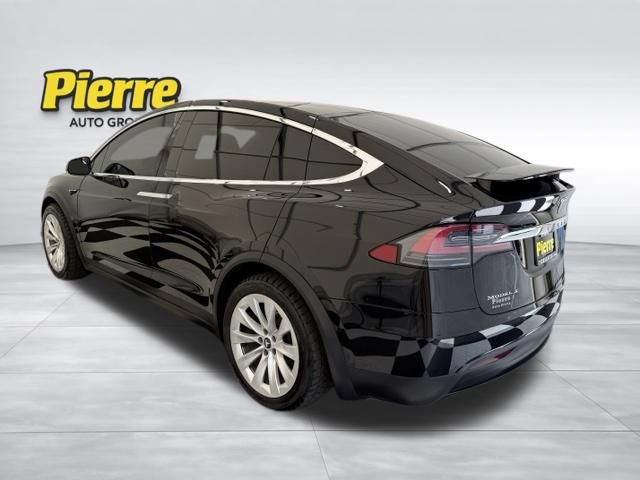 Used 2018 Tesla Model X 75D AWD/4WD image 2