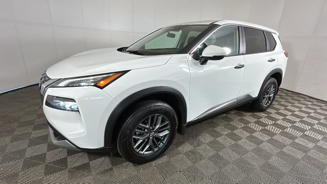Used 2022 Nissan Rogue S FWD image 7