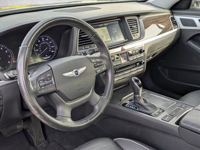 Used 2015 Hyundai Genesis 3.8 w/ Option Group 03 image 9