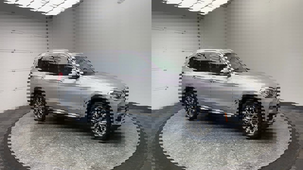 Used 2018 BMW X3 xDrive30i w/ Premium Package image 41