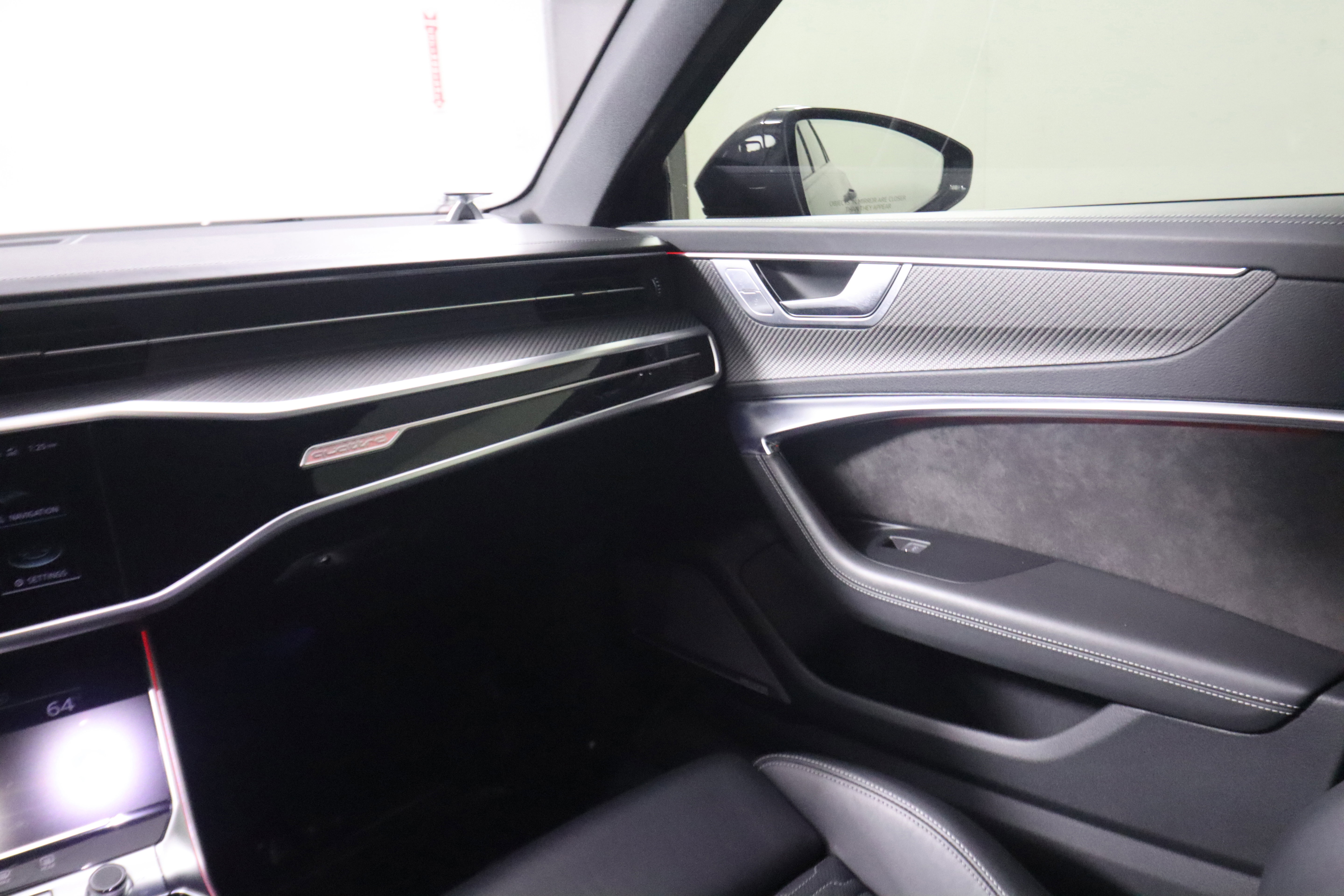 Used 2021 Audi RS 6 w/ Carbon Optic Package AWD/4WD image 12