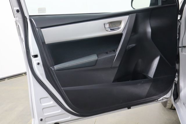 Used 2018 Toyota Corolla LE image 18