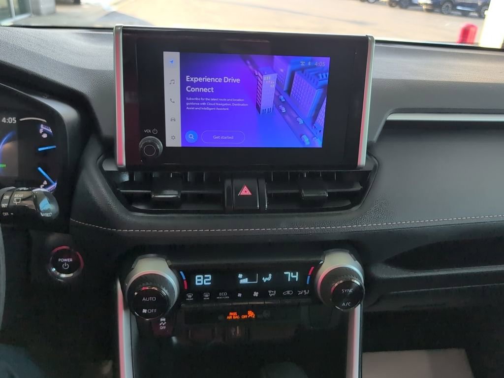 Used 2025 Toyota RAV4 XLE image 21