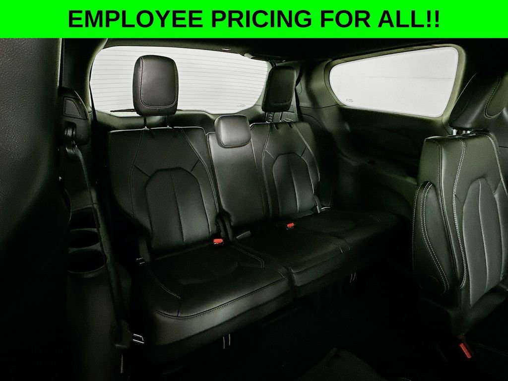 New 2026 Chrysler Voyager LX FWD image 31
