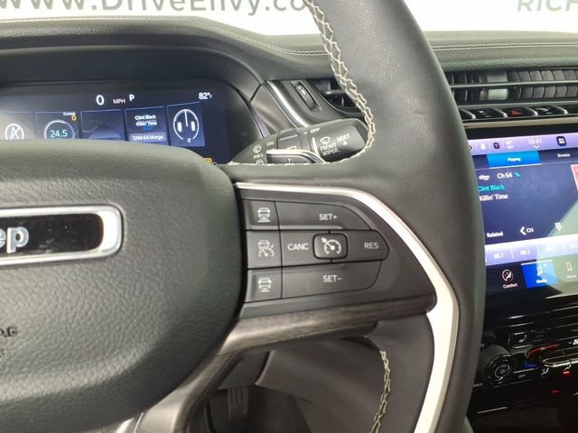 Used 2024 Jeep Grand Cherokee L Limited w/ Black Appearance Package AWD/4WD image 17