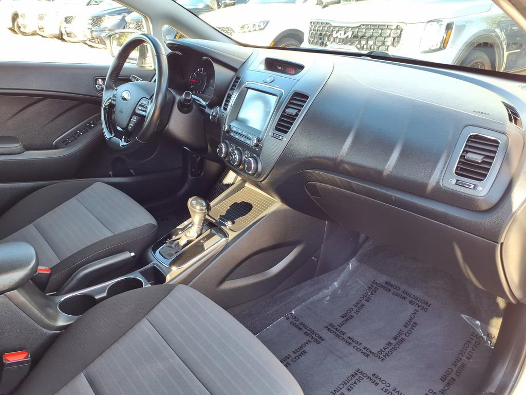 Used 2018 Kia Forte S w/ S Technology Plus Package image 14