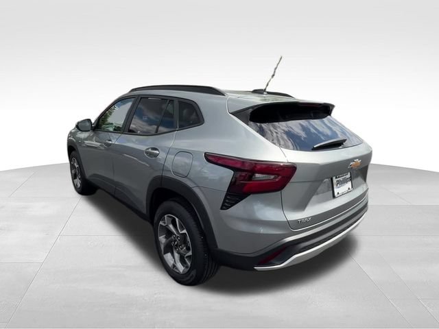 Certified 2026 Chevrolet Trax LT FWD image 4