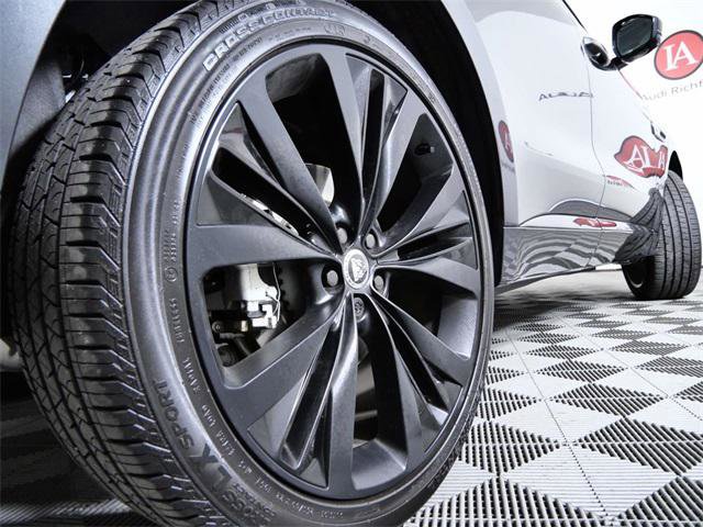 Used 2026 Jaguar F-PACE R-Dynamic S image 9