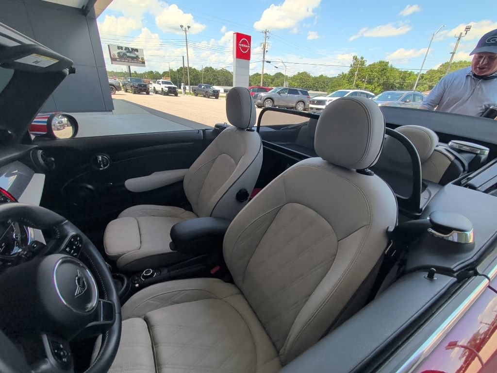 Used 2023 MINI Cooper S FWD image 4