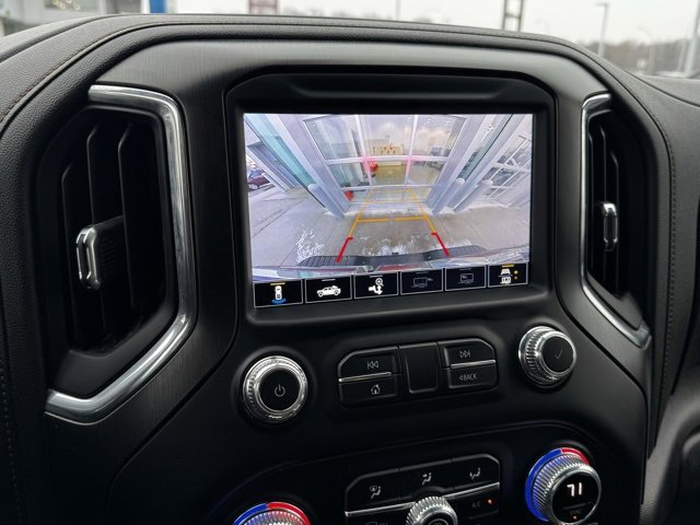 Used 2022 GMC Sierra 2500 AT4 w/ Gooseneck/5TH Wheel Package image 4