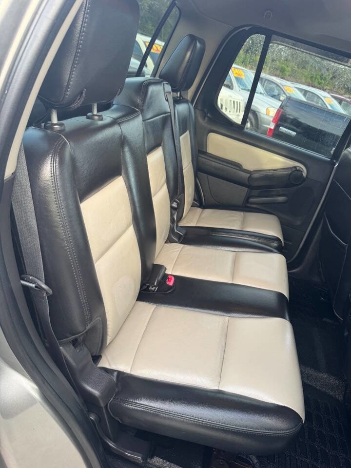 Used 2008 Ford Explorer Sport Trac Limited AWD/4WD image 16