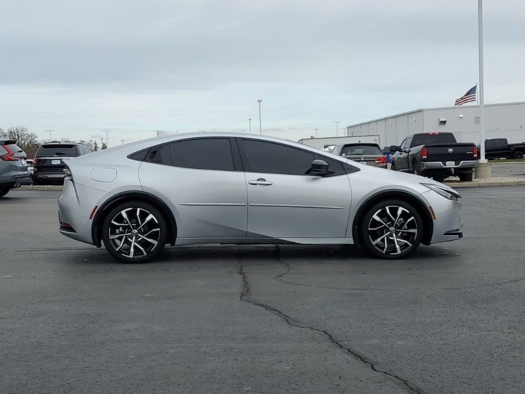 Used 2024 Toyota Prius Prime XSE image 8