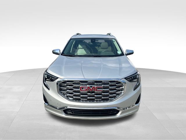 Used 2018 GMC Terrain Denali w/ Advanced Safety Package image 2