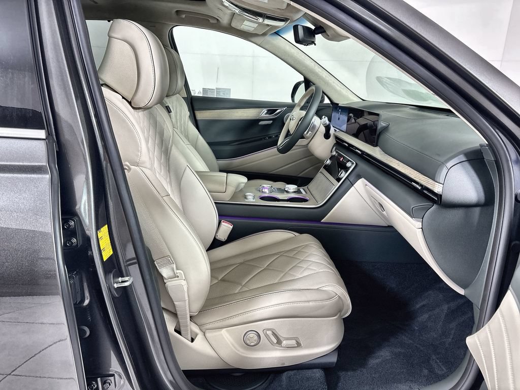 Used 2025 Genesis GV80 3.5T Prestige AWD/4WD image 26
