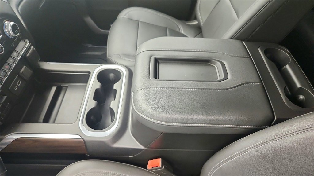 Used 2021 GMC Sierra 3500 SLT w/ SLT Convenience Package image 14