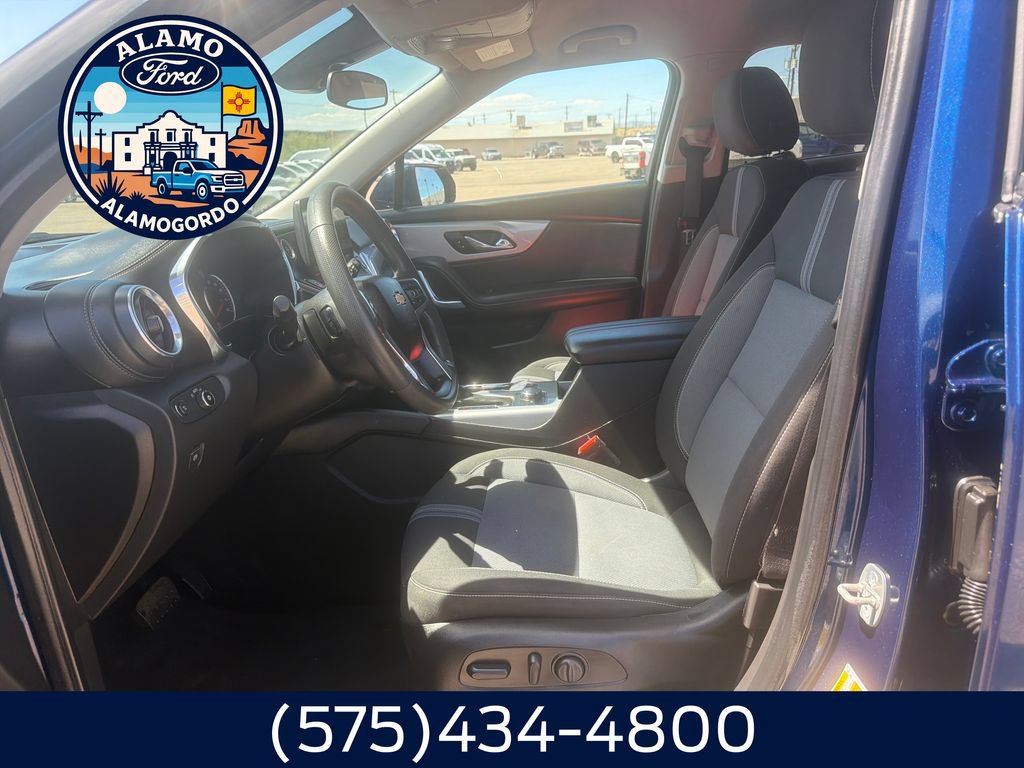 Used 2023 Chevrolet Blazer LT FWD image 9