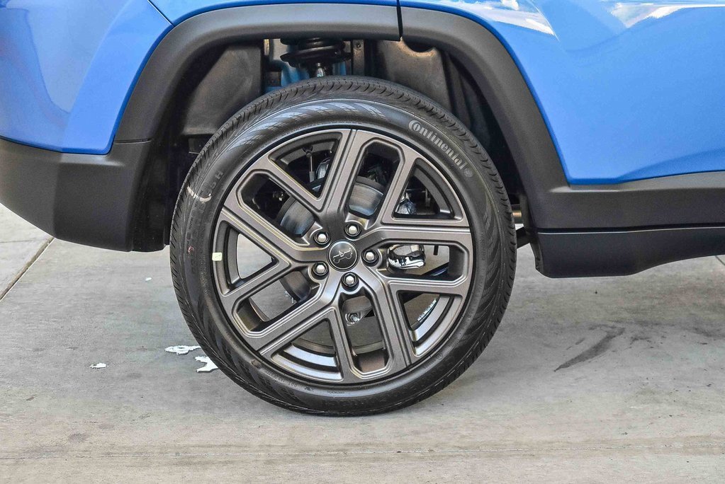 New 2026 Jeep Compass Limited image 12