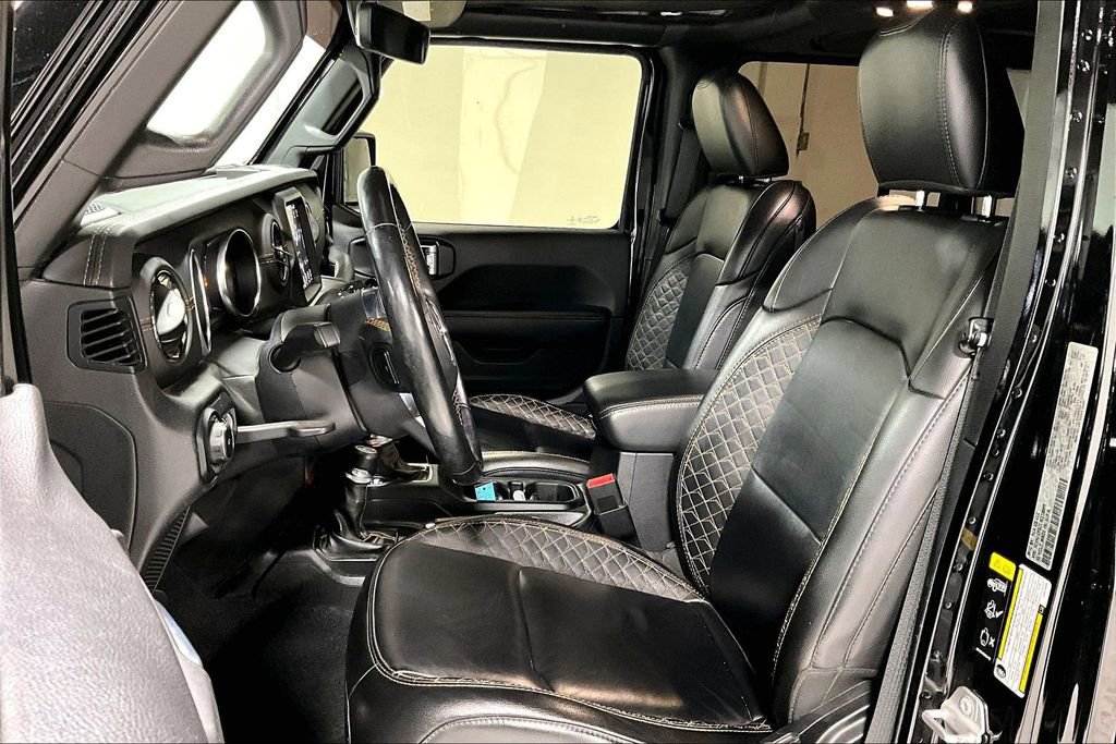 Used 2020 Jeep Wrangler Unlimited Sahara image 34