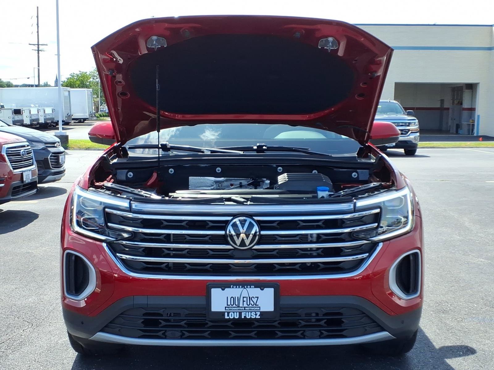 Used 2025 Volkswagen Atlas SE FWD image 34