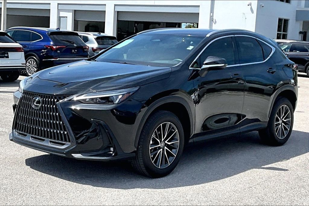 Used 2023 Lexus NX 250 FWD w/ Towing Package (2000 Lbs) image 9
