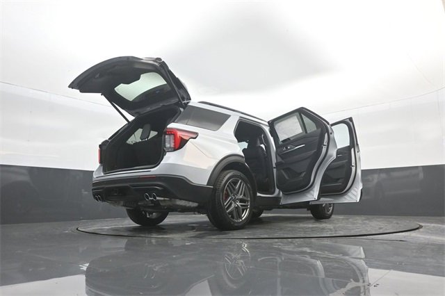 New 2026 Ford Explorer ST image 40